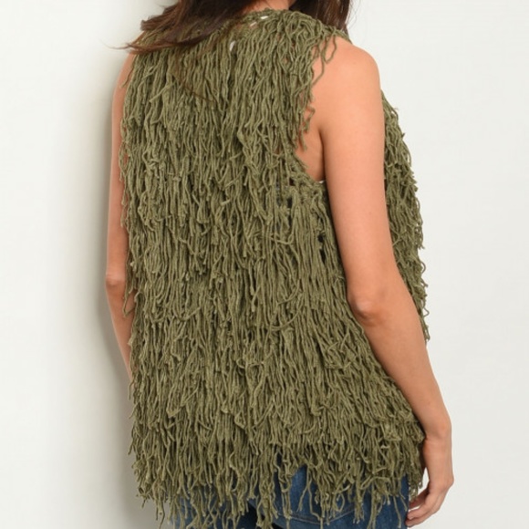 SHAGGY GREEN VEST - Picture 2 of 6